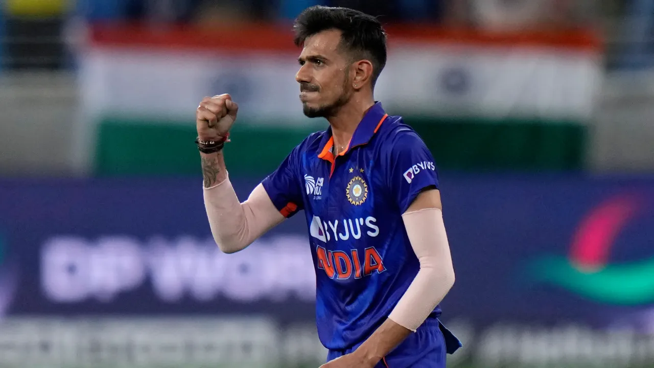 Will Yuzvendra Chahal replace Ravichandran Ashwin in SF vs England? Rahul Dravid drops major hint