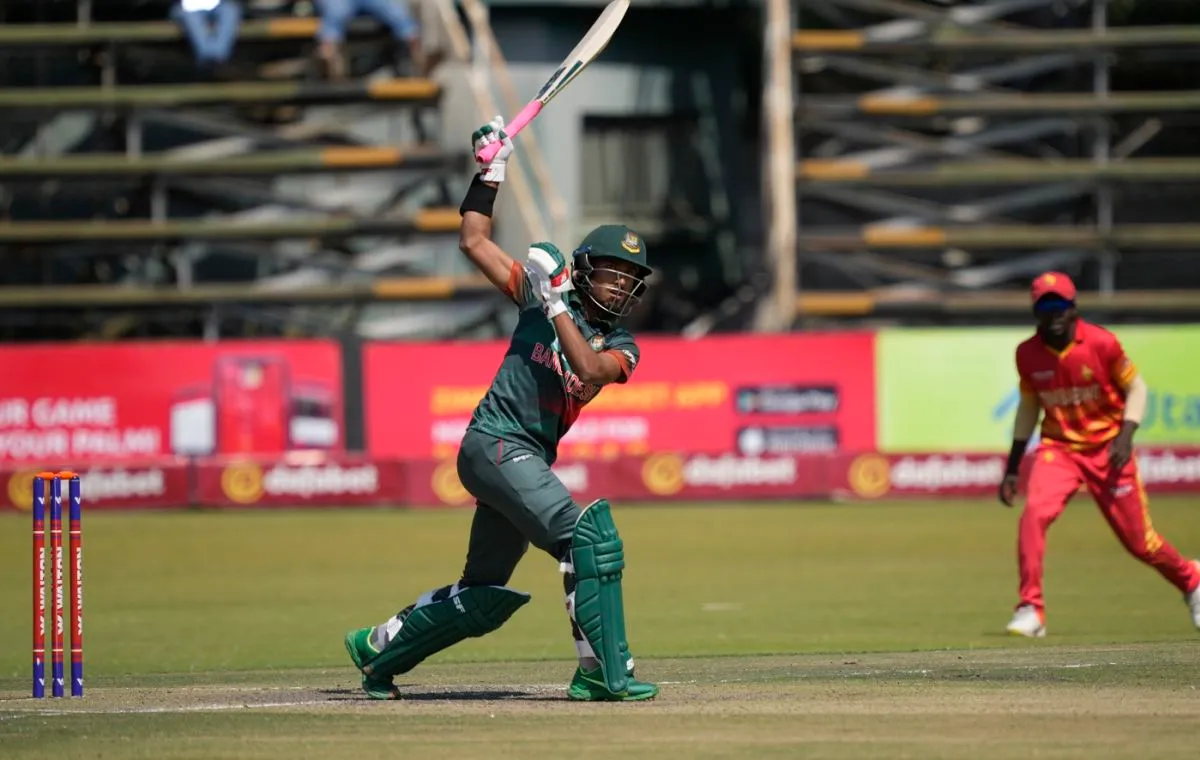 Afif Hossain combined innovation with classical strokeplay, Zimbabwe vs Bangladesh, 3rd ODI, Harare, August 10, 2022