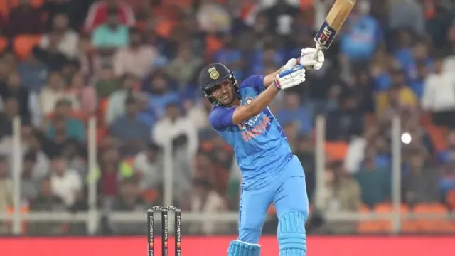 Shubman Gill gets The Player of the Match Award and says when you practice and it pays off - शुभमन गिल को मिला प्लेयर ऑफ द मैच अवॉर्ड, शतक को लेकर बोले-