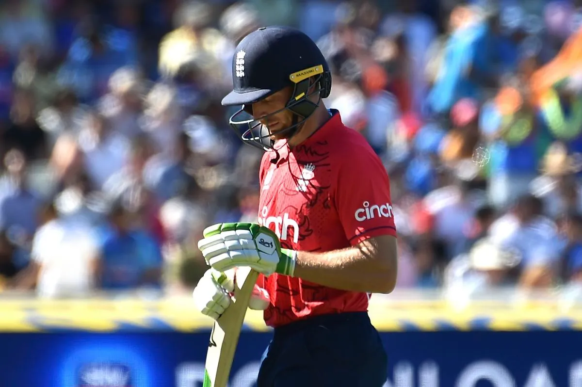 Jos Buttler walks back for 4, England vs India, 2nd men's T20I, Birmingham, July 9, 2022