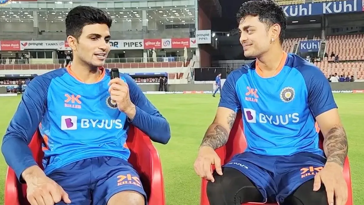 Shubman Gill Ishan Kishan: ईशान किशन रोज शुभमन गिल को सोते समय करते हैं परेशान, बात गाली-गलौज तक पहुंच जाती है - Shubman Gill fight with Ishan Kishan exposed in interview by