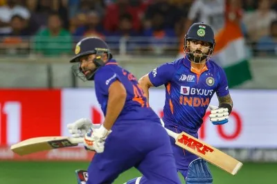 Asia Cup 2022: Rohit Sharma becomes first cricketer to score 3500 T20I runs in world - myKhel