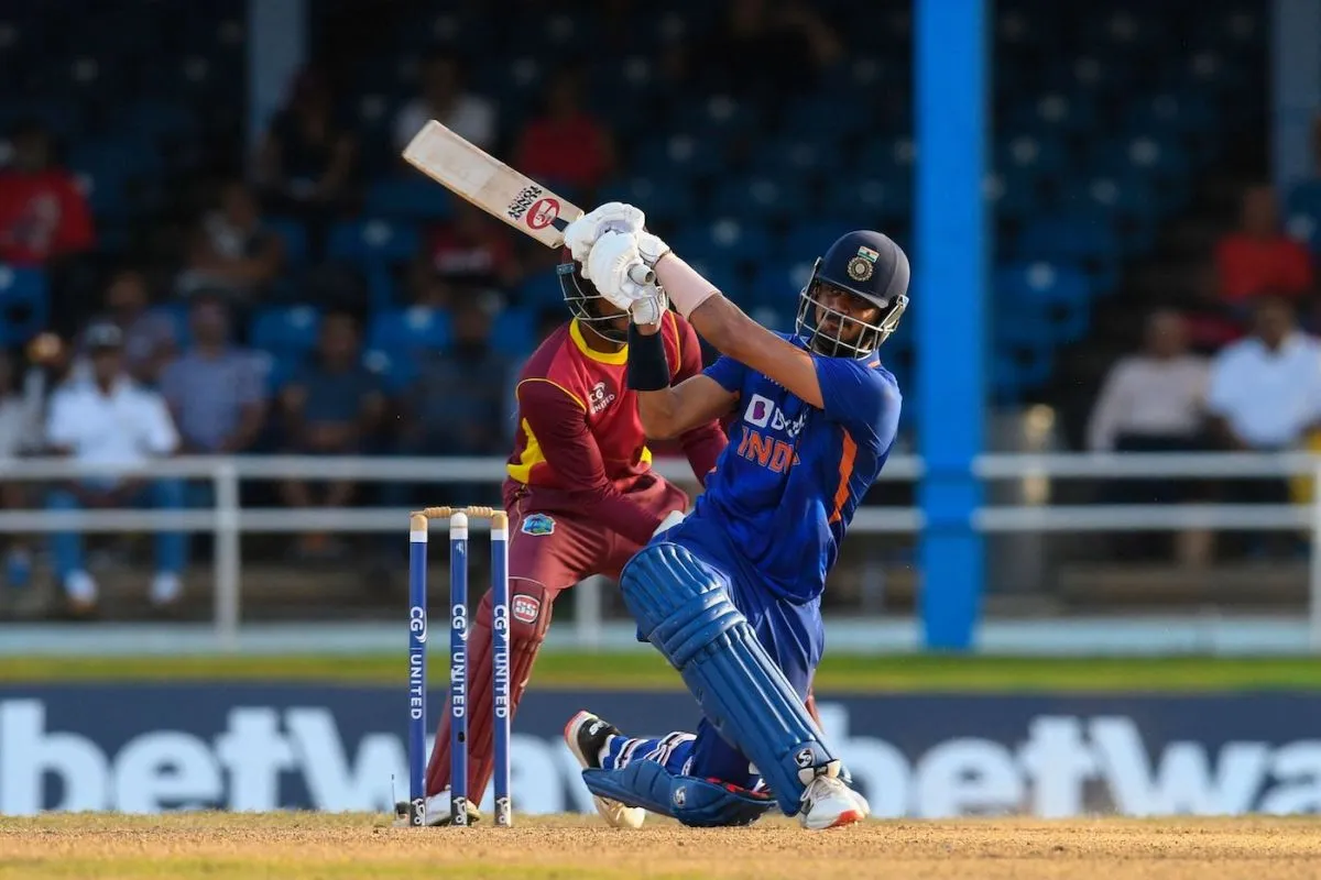 Axar Patel swung his bat around, hitting three fours and five sixes, in his 35-ball 64*, West Indies vs India, 2nd ODI, Port of Spain, July 25, 2022