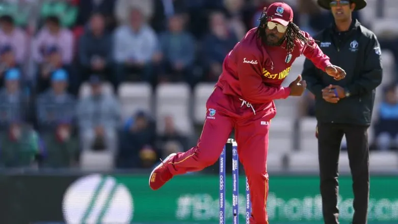 Chris Gayle Bowling With Shades On During ENG vs WI Match CWC 2019 Wins Over Internet, See The Best of Twitter Reactions | 🏏 LatestLY