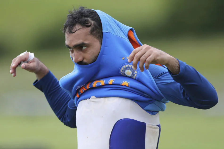 Dinesh Karthik 