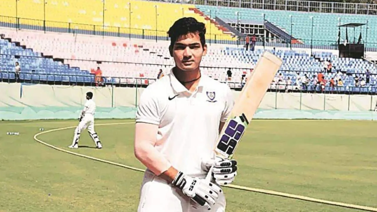 Anuj Rawat Biography, Age, Family, Parents, Career Batting Stats, IPL 2022 RCB Auction Price - The SportsGrail