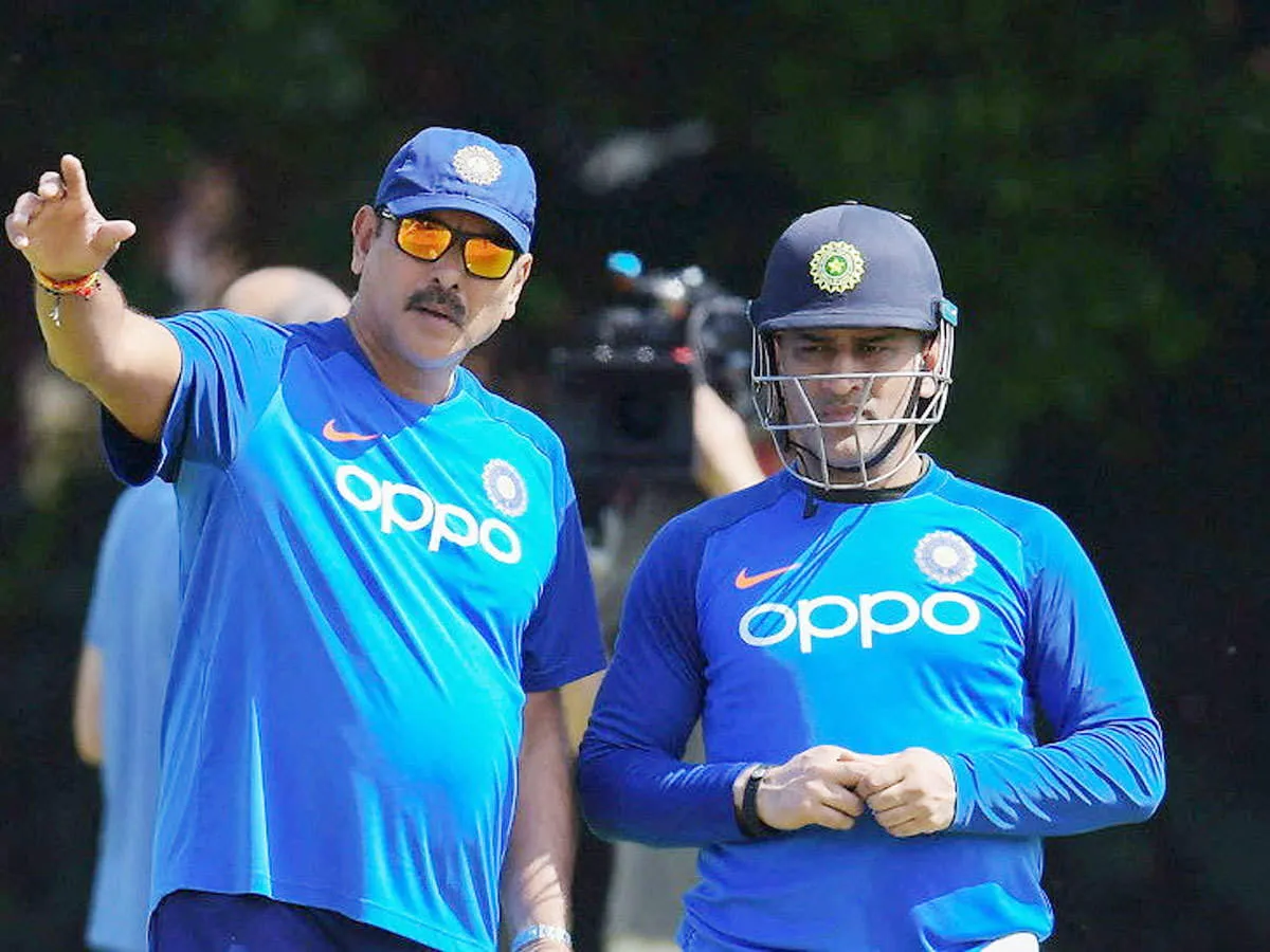 dhoni ravi 