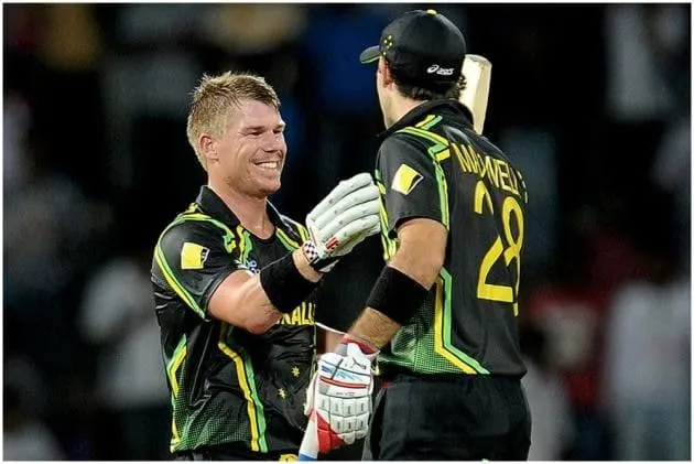  Glenn Maxwell on David Warner warm