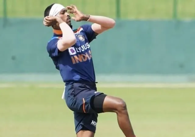 team india, Hardik Pandya-bwoling