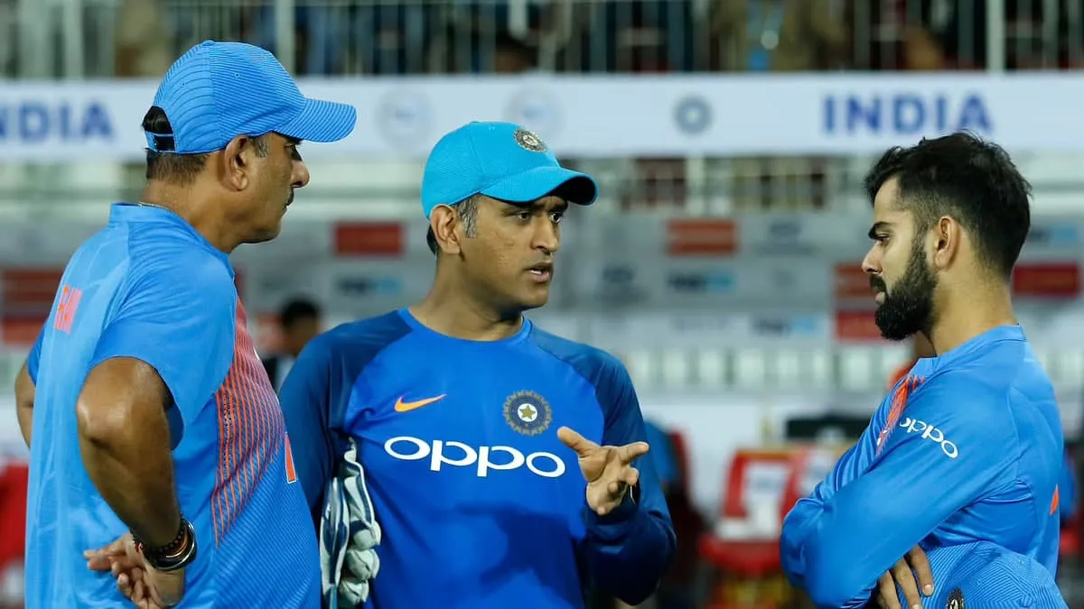 Dinesh Karthik-Dhoni-Virat Kohli-T20 WC 2021
