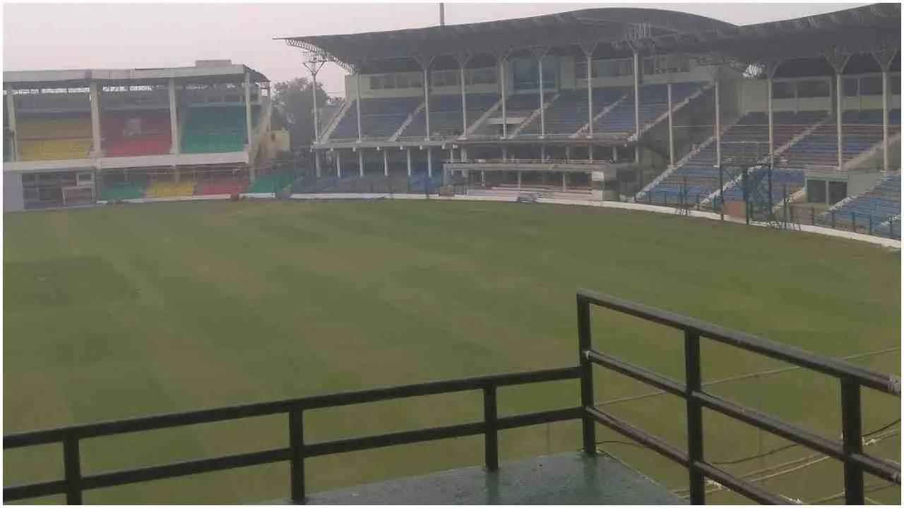 IND vs NZ, 1st Test: Colors of Melbourne Cricket Ground on Green Park in Kanpur! Dravid-Rahane break biobubble to see the pitch. IND vs NZ, 1st Test: Rahul Dravid and Ajinkya Rahane