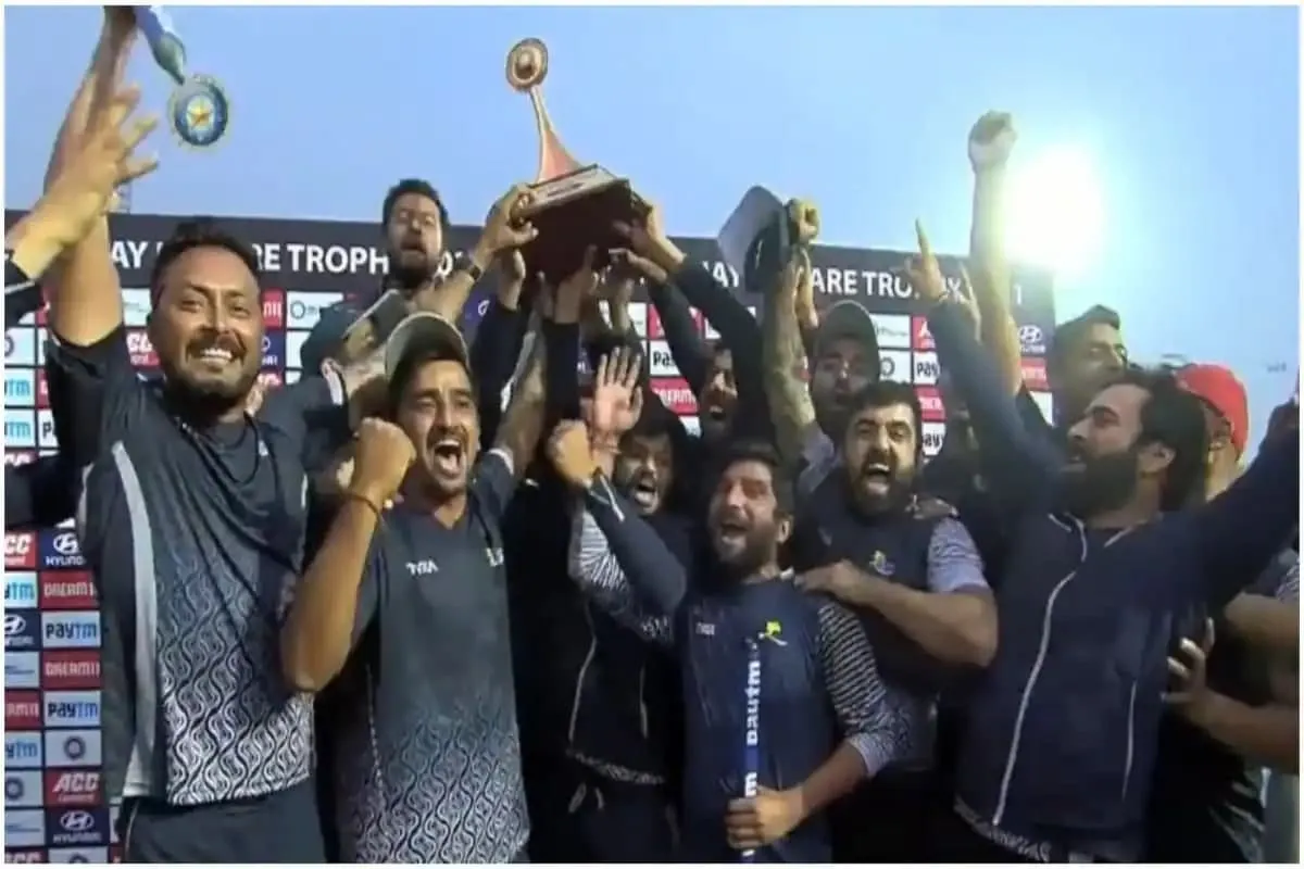 Himachal Pradesh vs Tamil Nadu Final