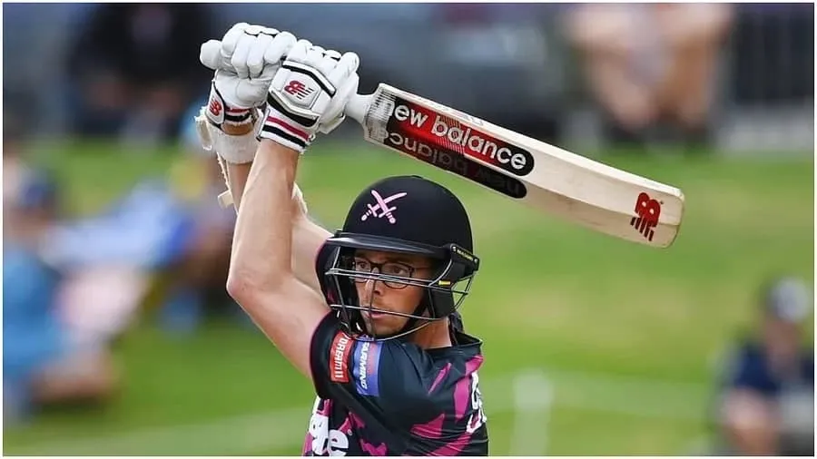 CSK EX Player Mitchell Santner Hit 92 Runs-IPL 2022