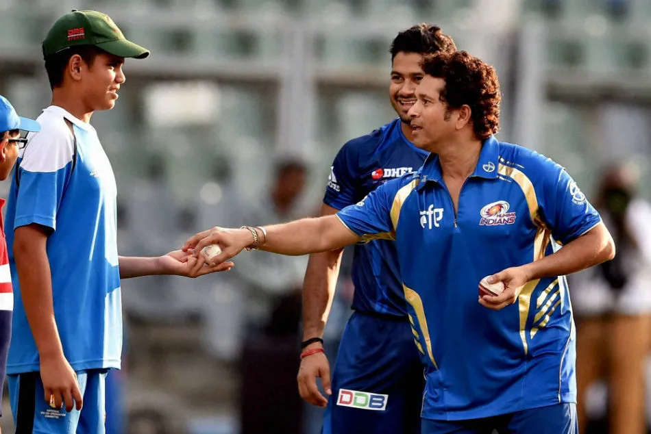 Arjun Tendulkar-Sachin Tendulkar