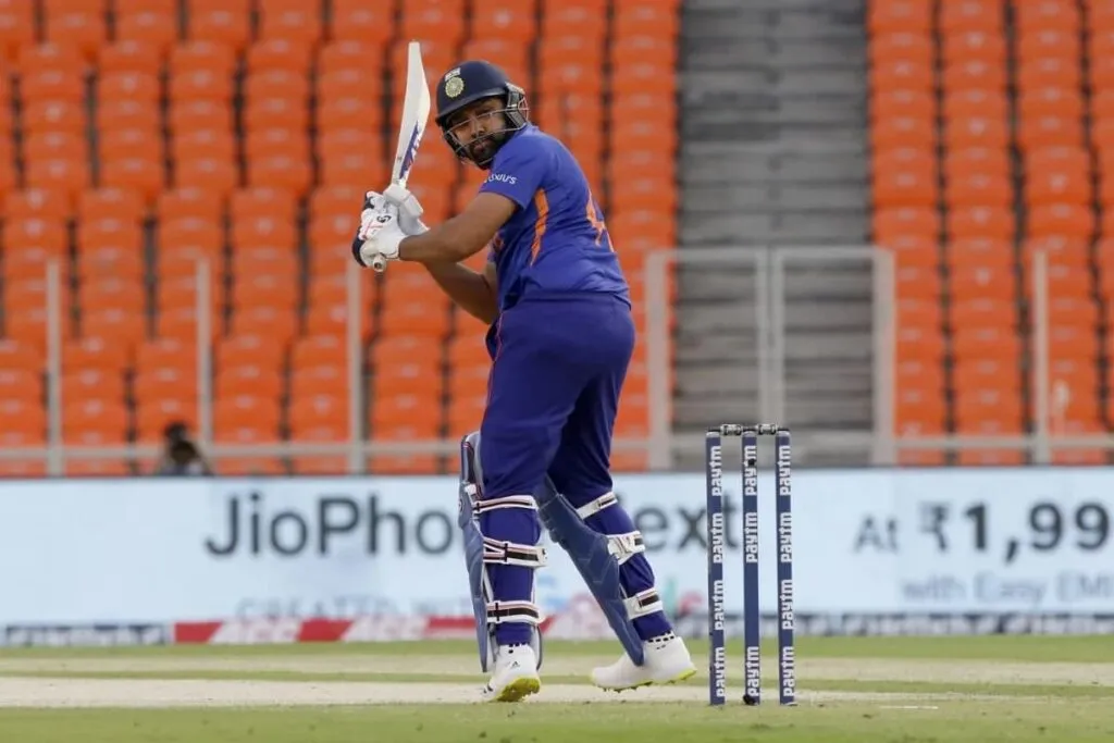 rohit sharma and virat kohli trend on social media