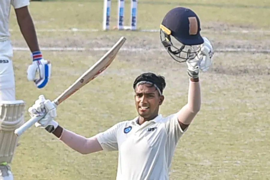 Kumar Kushagra-Ranji Trophy