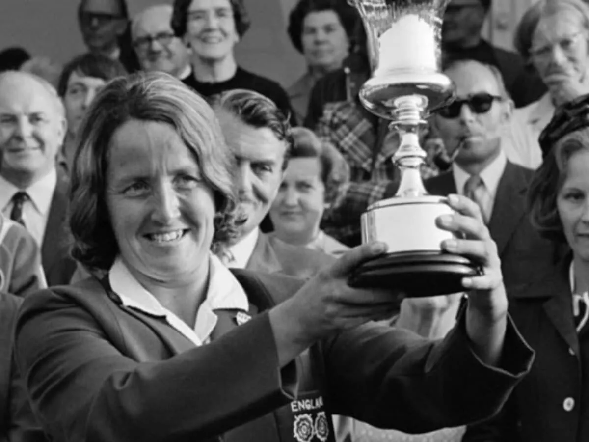 how to start womens world cup 1973