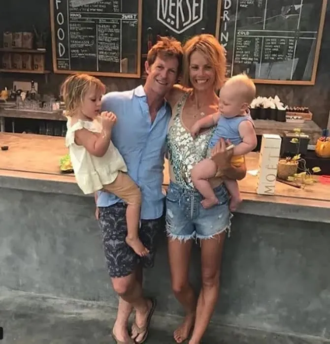 Jonty Rhodes wife
