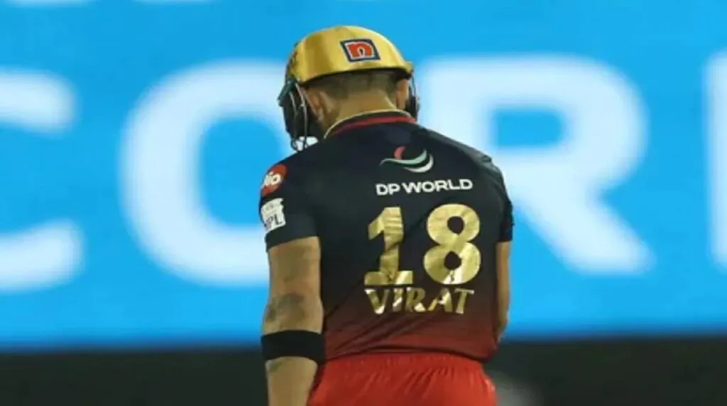 IPL 2022 Virat kohli meet brian lara After RCB vs SRH Match