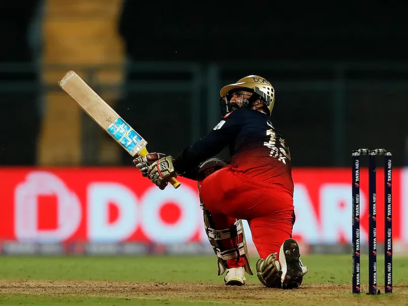 DInesh Karthik