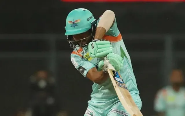 Fans Get trolled Manish Pandey