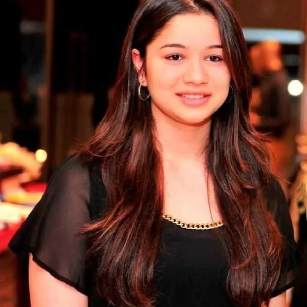  Sara Tendulkar