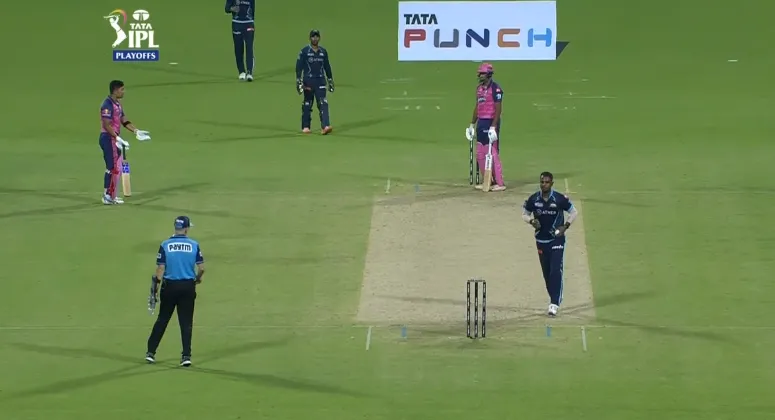 GT vs RR Riyan Parag Run Out IPL 2022 Qualifier