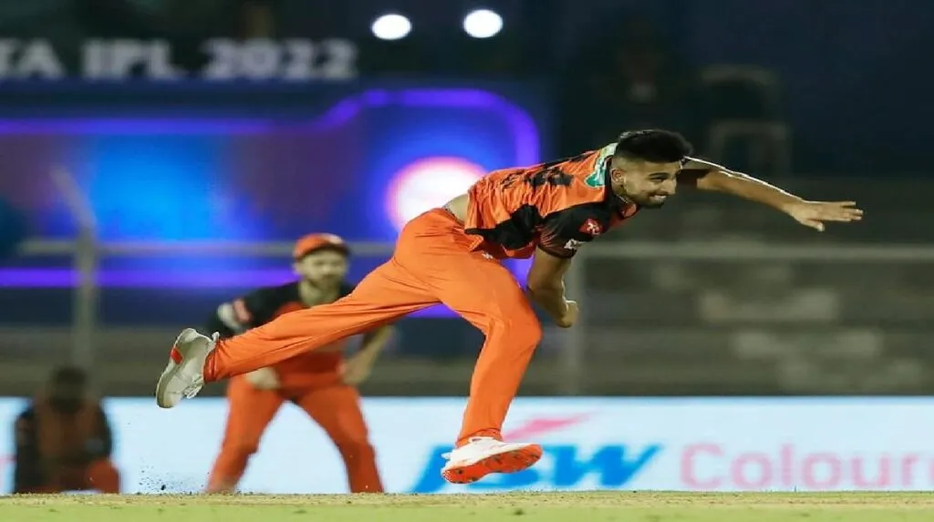 Umran Malik can replace Bhuvneshwar Kumar in white ball cricket