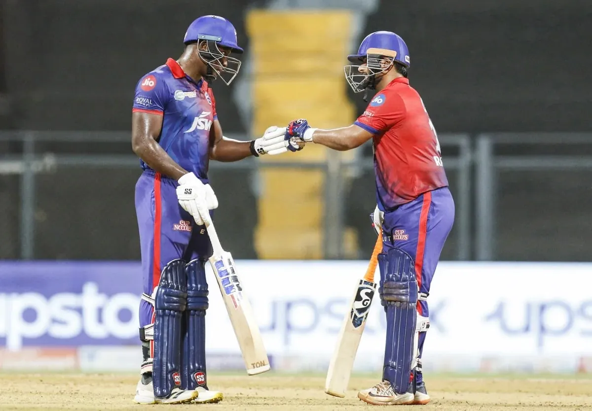 MI was given a target of 160/7 by DC