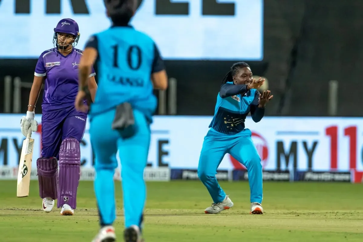 Supernovas won by 4 runs