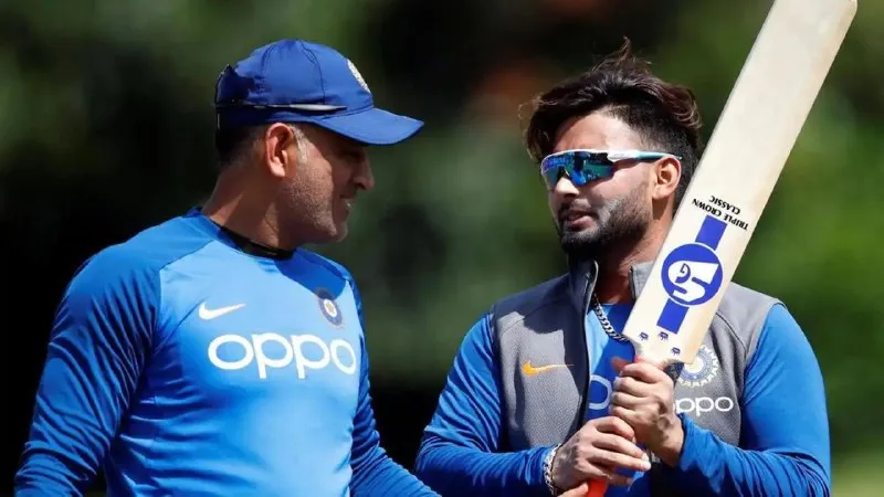 Ring Up MS Dhoni brad hogg Advice For Rishabh Pant