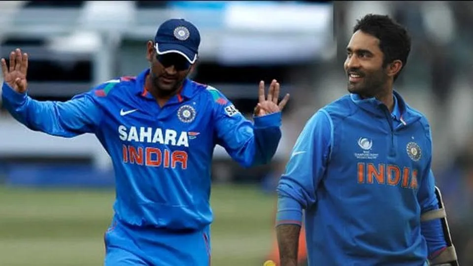 Dinesh Karthik Want to read MS Dhoni Mind