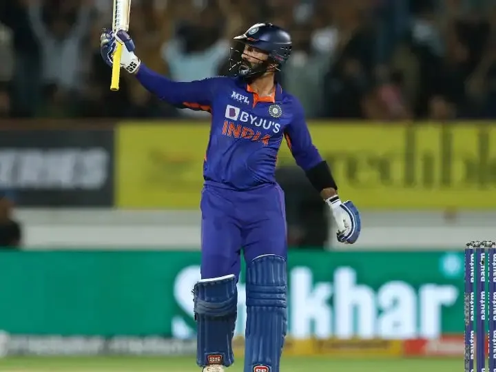 dinesh Karthik