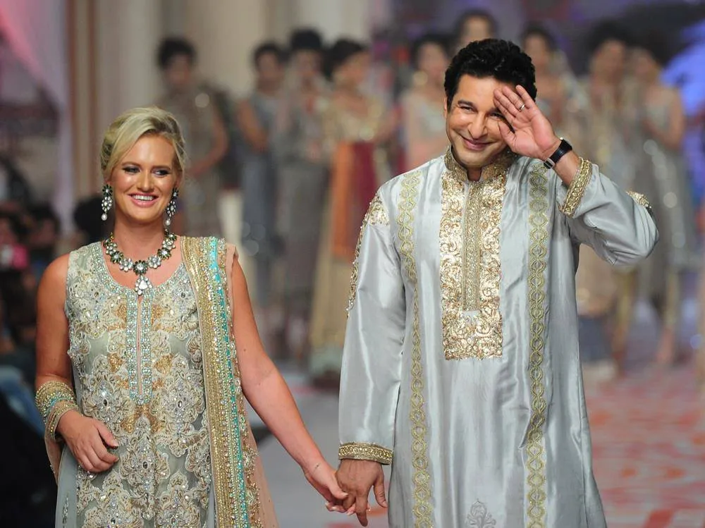 5 Cricketers who married a girl much younger than their age