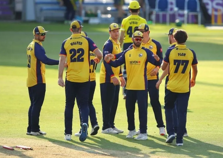 Essex won by 69 runs