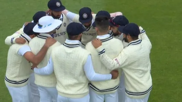 Virat Kohli Address Team Huddle - ENG vs IND
