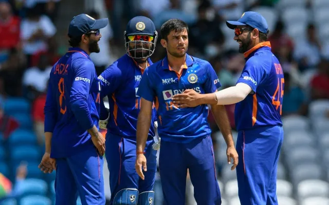 एशिया कप 2022: रवि बिश्नोई को श्रीलंका के खिलाफ ना खिलाने से भारतीय प्रशंसक नाराज, ट्विटर पर दी अपनी प्रतिक्रिया - क्रिकट्रैकर हिंदी