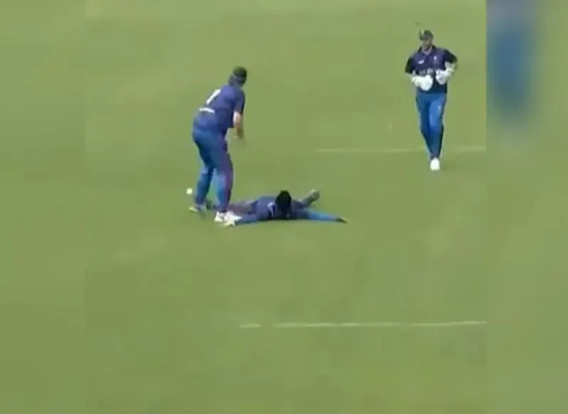  ICC share ayo mene ejegi wicket video