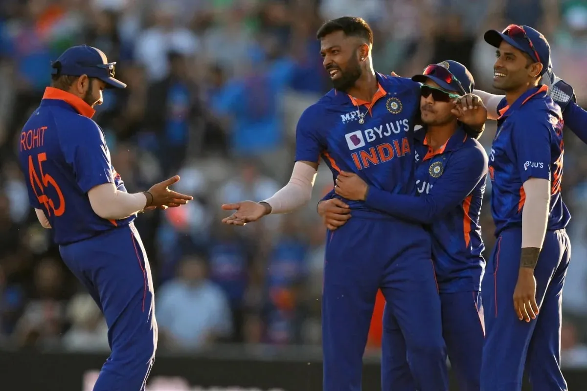  Rohit sharma impressed with Pandya performance