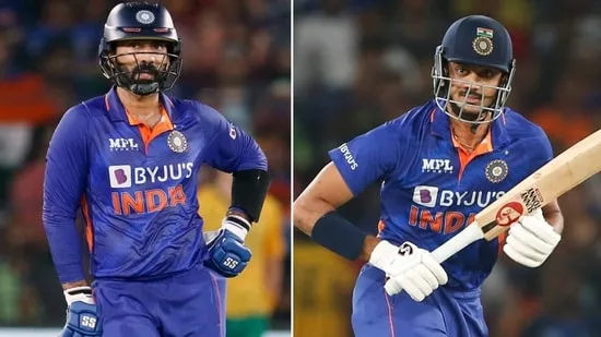 dinesh karthik axar patel