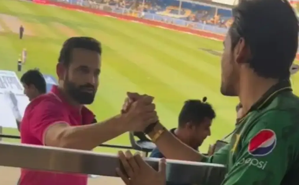 Irfan Pathan-Momin Saqib