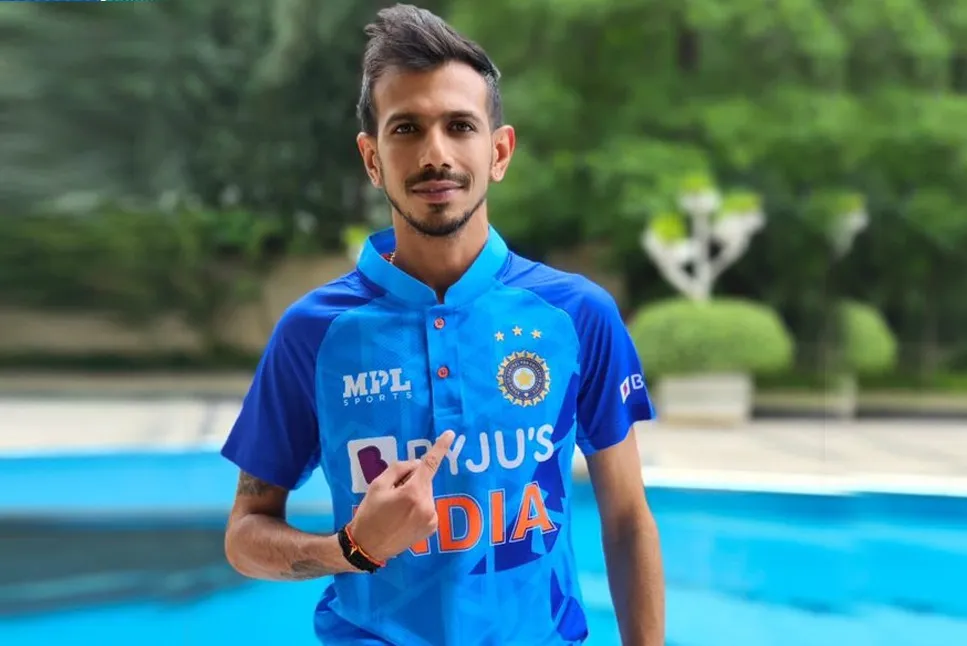 IND vs AUS Live: Yuzvendra Chahal posts a picture with the new Team India jersey, says New vibe, renewed energy
