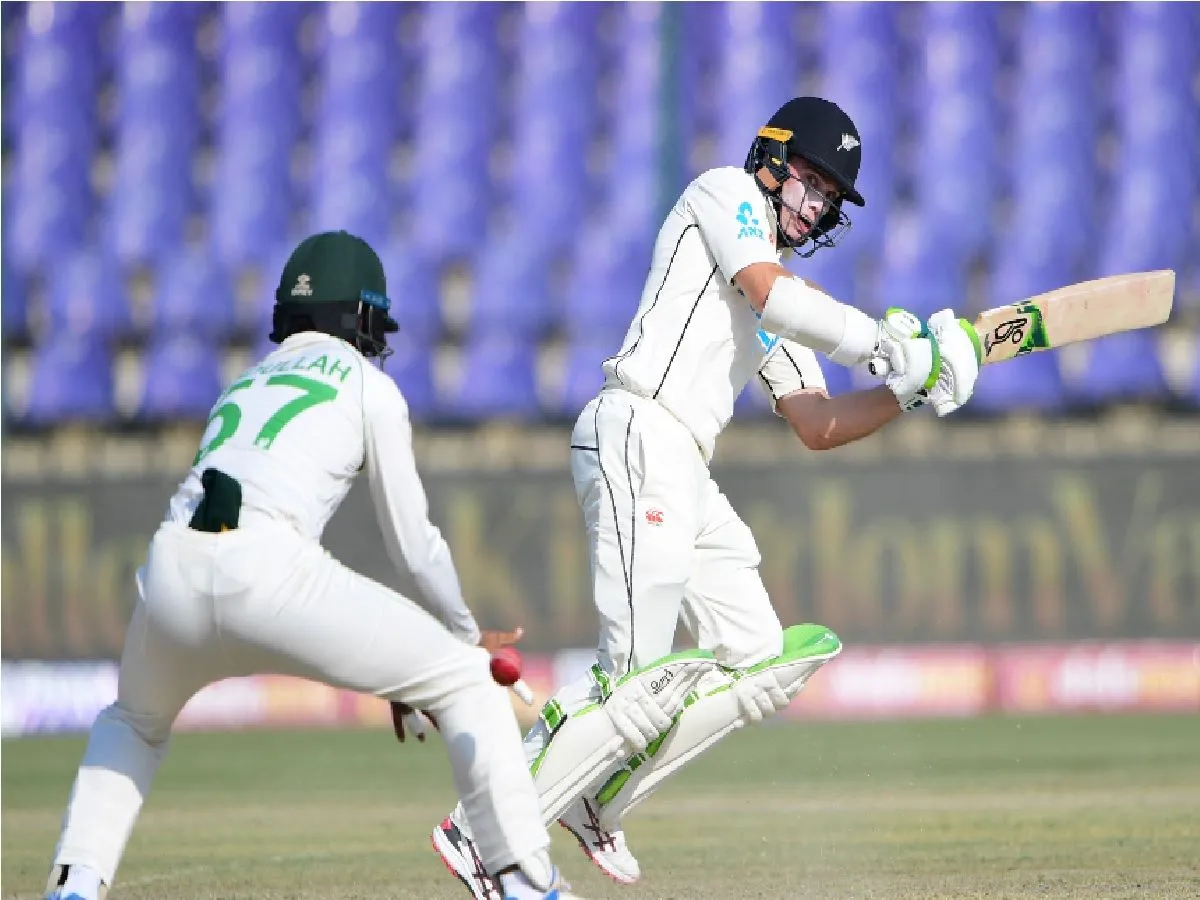 PAK vs NZ 1st Test Day 2: पाकिस्तान की पहली पारी 438 पर सिमटी, न्यूजीलैंड का स्कोर-165/0 | CricketCountry.com हिन्दी