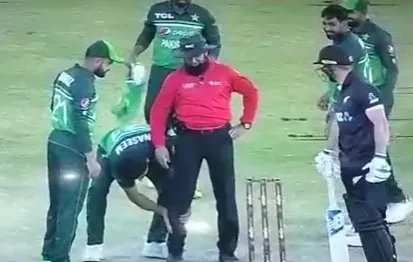 Naseem Shah- Aleem Dar