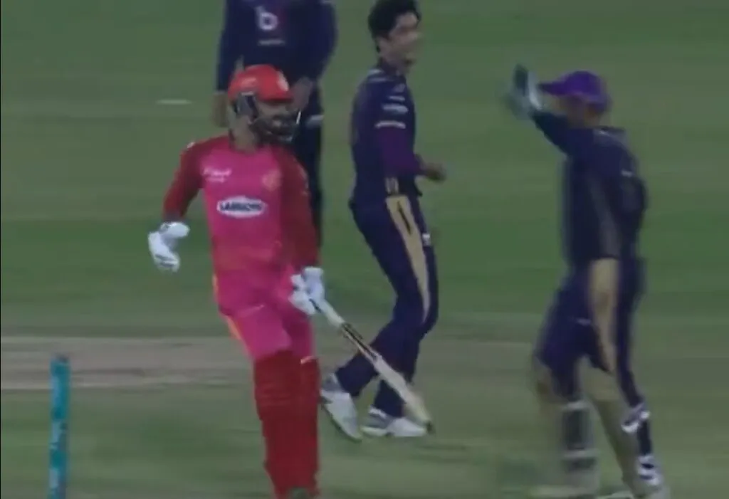 PSL 2023: Video of Shadab Khan pushing Mohammad Hasnain