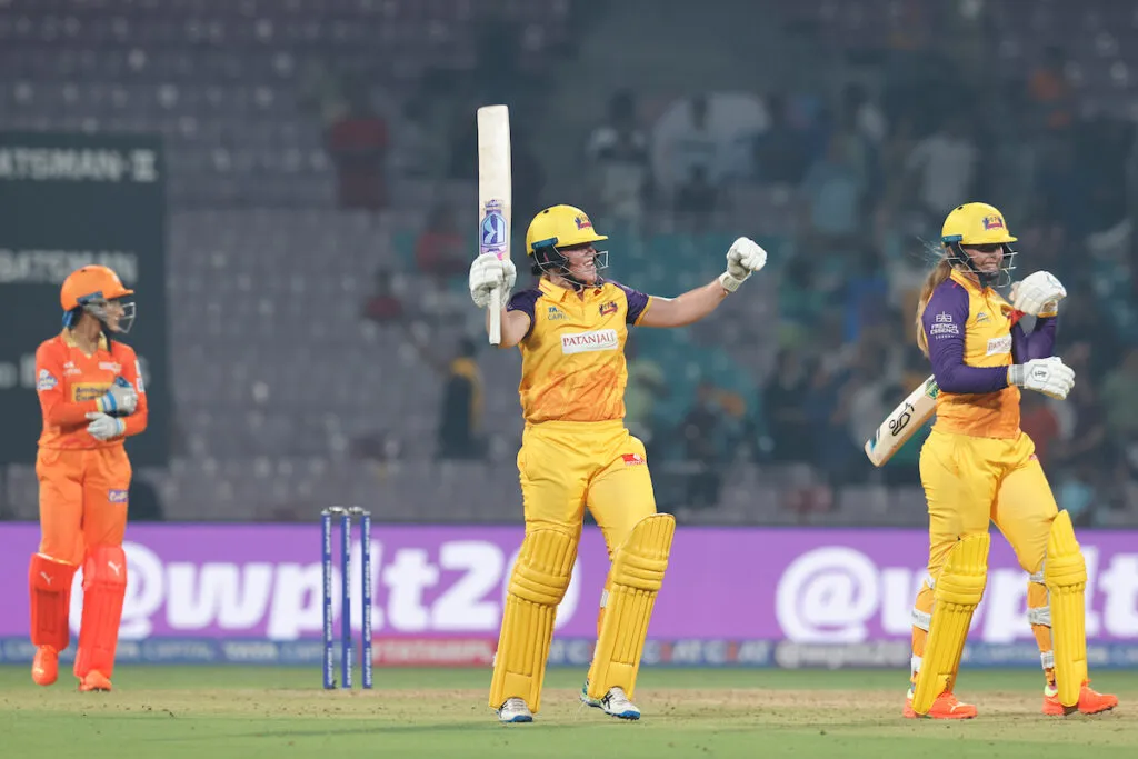 इस ऑस्ट्रेलियाई खिलाड़ी पर आया आकाश चोपड़ा का दिल, कमेंट्री के दौरान बोले 'ये तो मेरी हैं....' 2