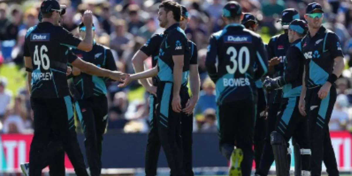 NZ VS SL: New Zealand beat sri lanka by 4 wickets in last t20 and won series by 2-1
