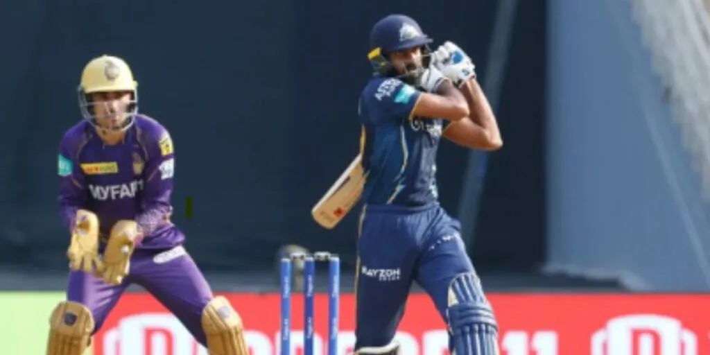 watch video Vijay Shankar hit hat-trick sixes to Shardul Thakur GT vs KKR