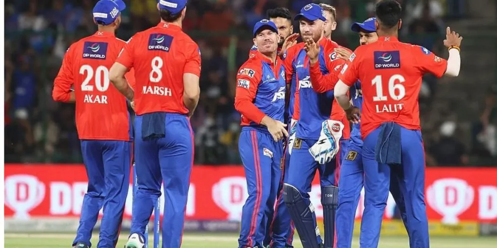 DC vs SRH मैच से चंद मिनट पहले दिल्ली कैपिटल्स में बड़ा बदलाव, अचानक इस युवा खिलाड़ी की हुई टीम में एंट्री