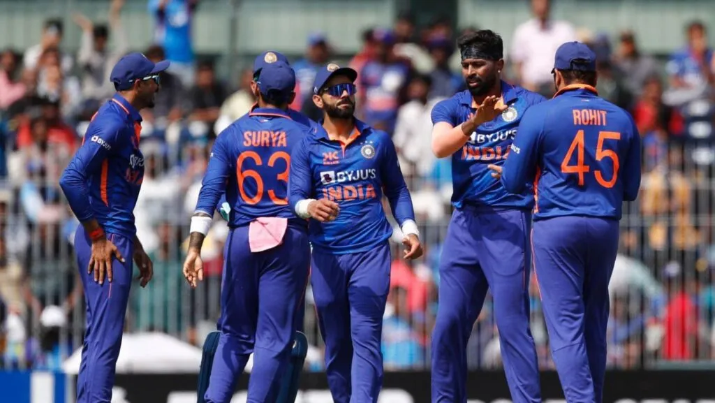 Team India का ये खिलाड़ी बीच एशिया कप में छोड़ सकता टीम का साथ, सामने आई बड़ी अपडेट